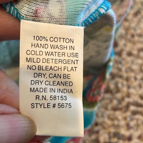 Chaudry KC Sequined Colorful L/S Top. Large - Picture 8 of 9